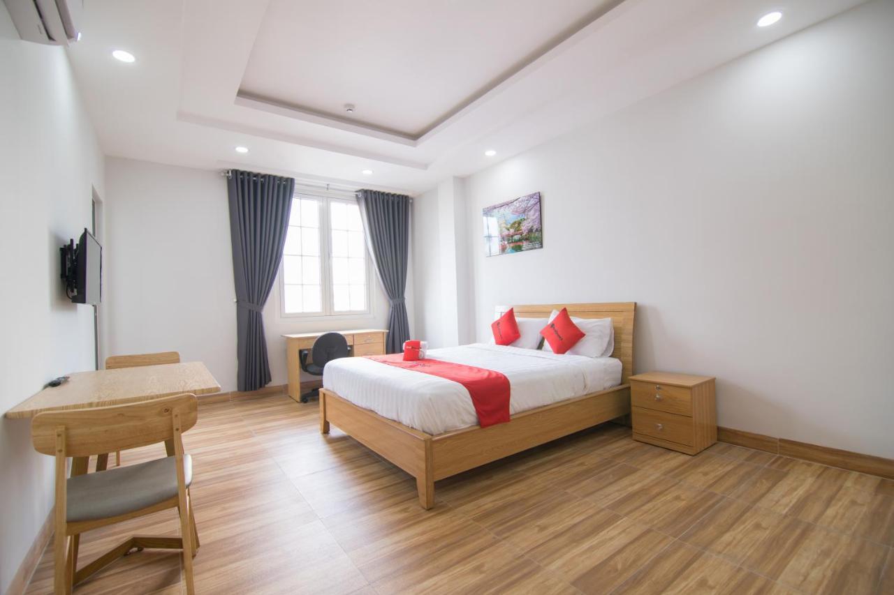 Reddoorz Premium Near E-Town Hotell Ho Chi Minh-byen Eksteriør bilde