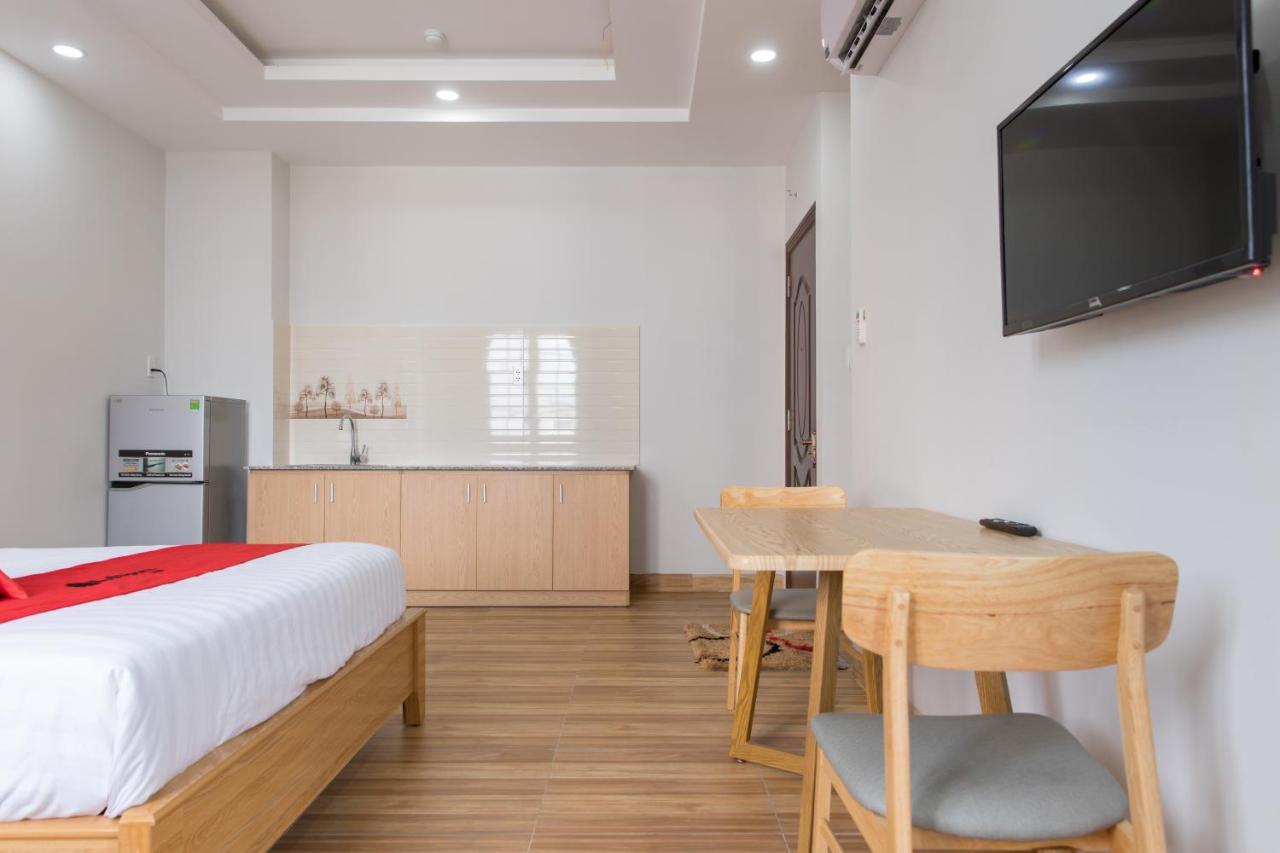 Reddoorz Premium Near E-Town Hotell Ho Chi Minh-byen Eksteriør bilde