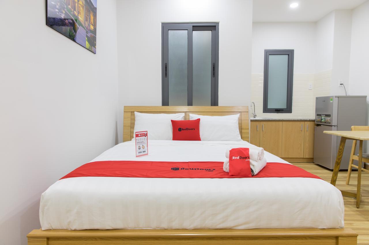 Reddoorz Premium Near E-Town Hotell Ho Chi Minh-byen Eksteriør bilde