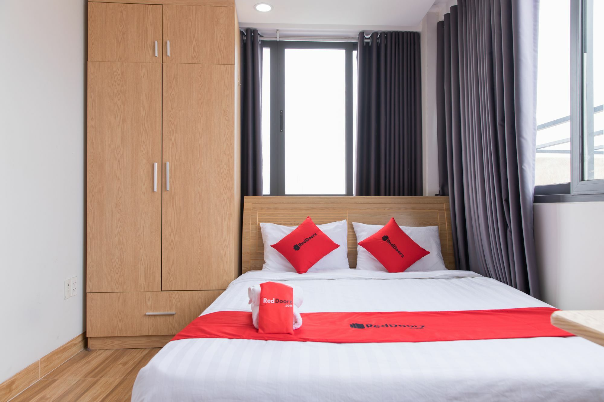 Reddoorz Premium Near E-Town Hotell Ho Chi Minh-byen Eksteriør bilde